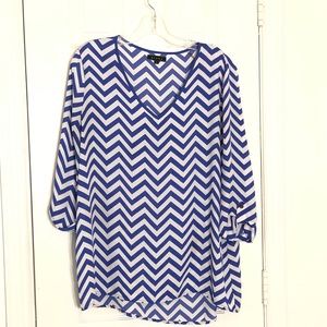 ‼️SOLD‼️ Royal blue and white blouse